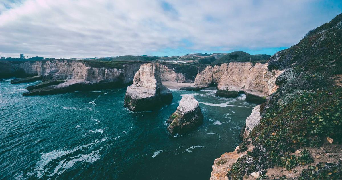 PydanticAI vs. Gemini 3 Native Tools: Choosing the Right Framework