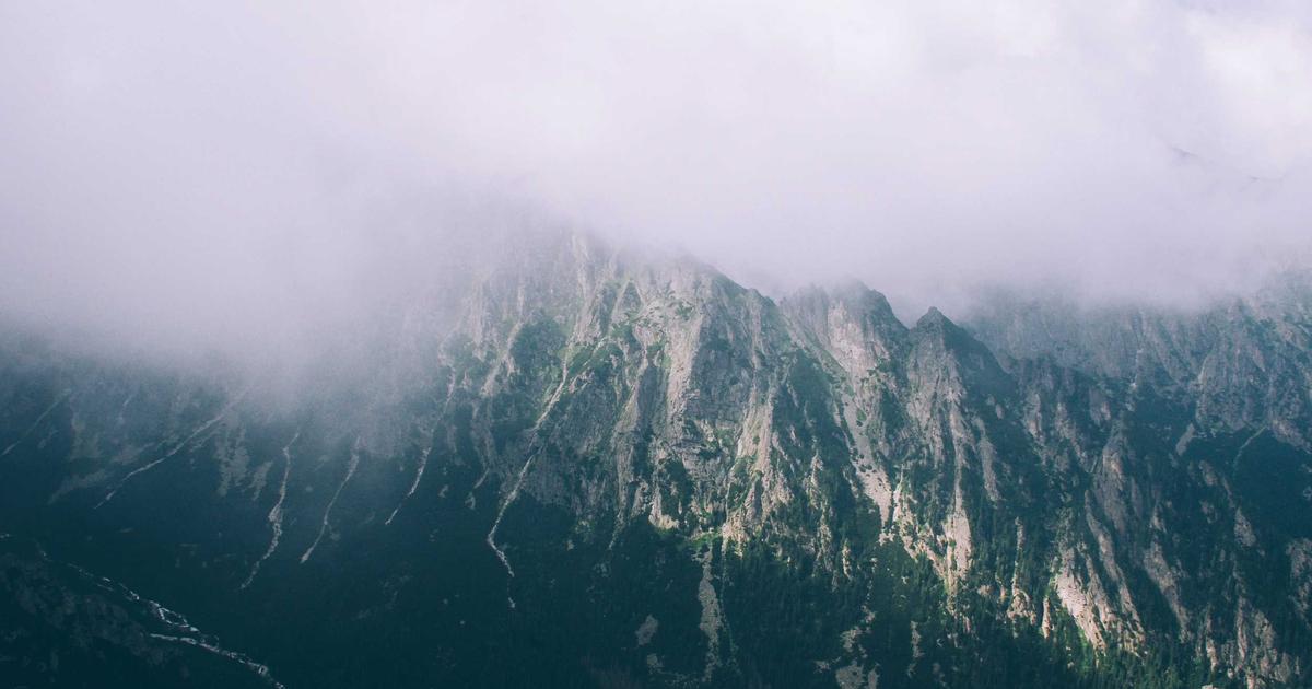 Real-Time Web Apps with WebSockets and Server-Sent Events